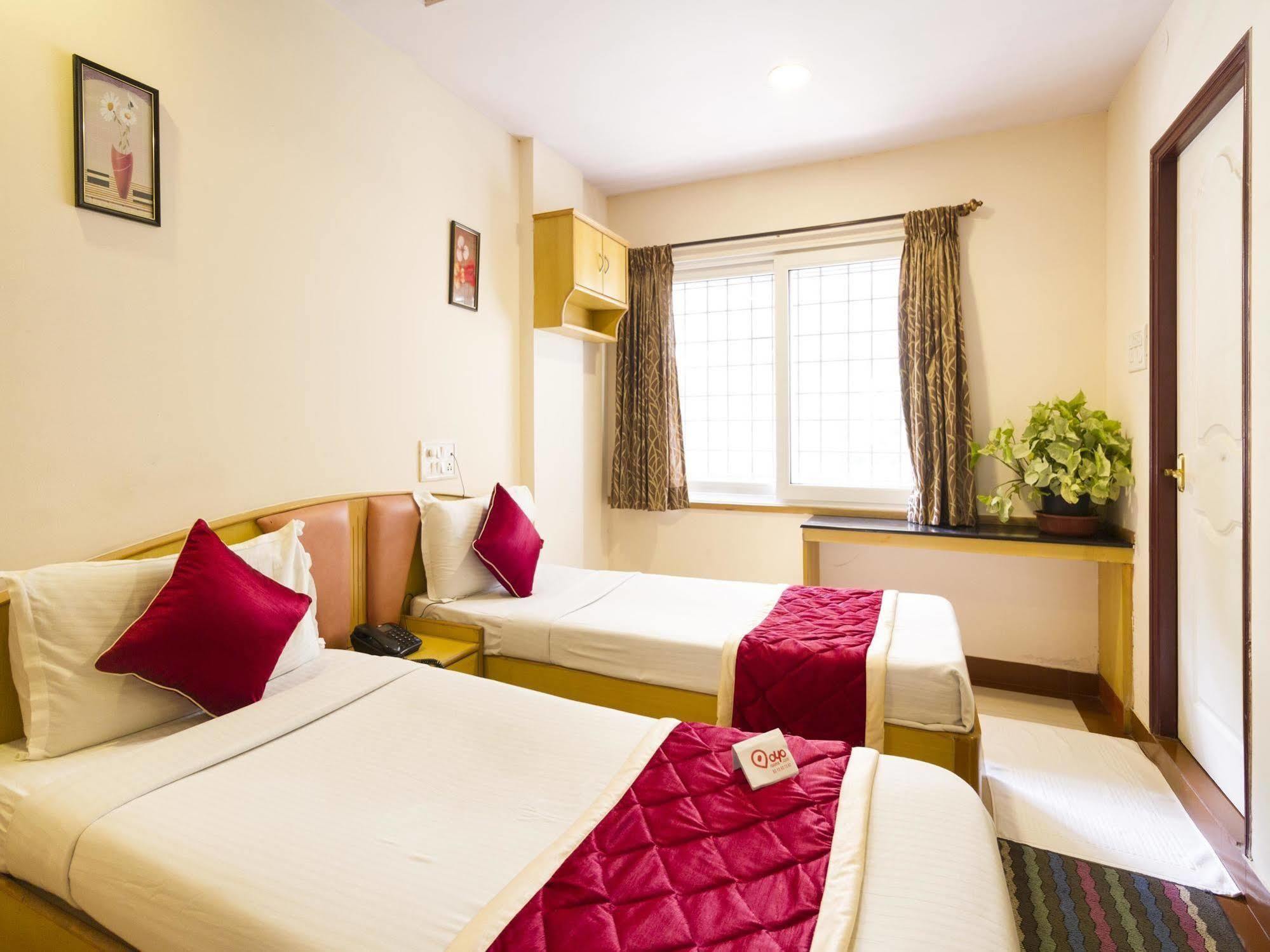 Oyo 331 Hotel Skanda Shelters Bangalore Eksteriør bilde